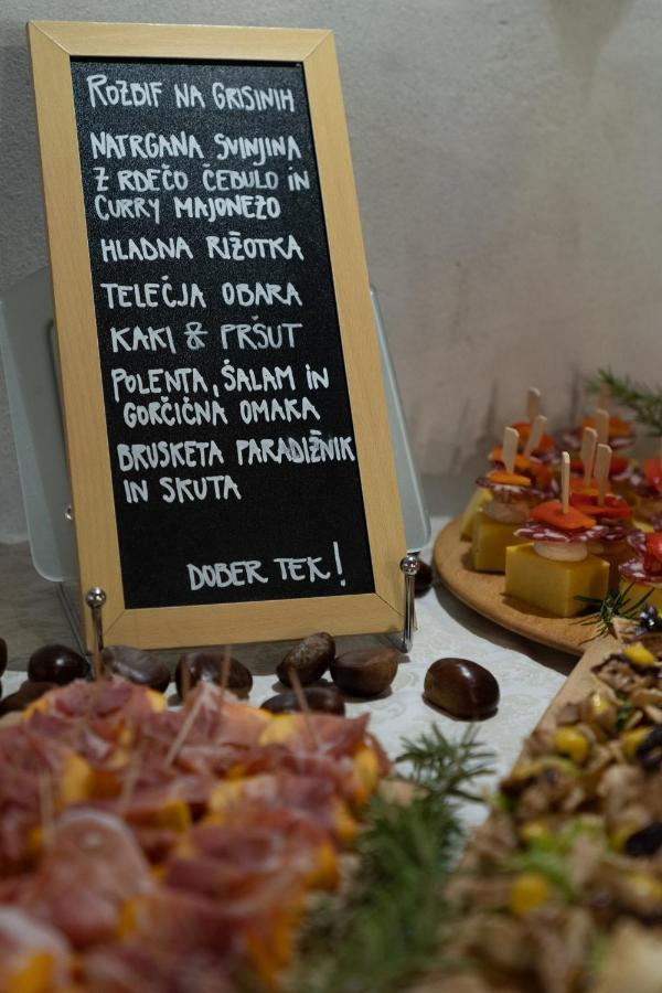 Hotel Penzion Kobala Tolmin Kültér fotó