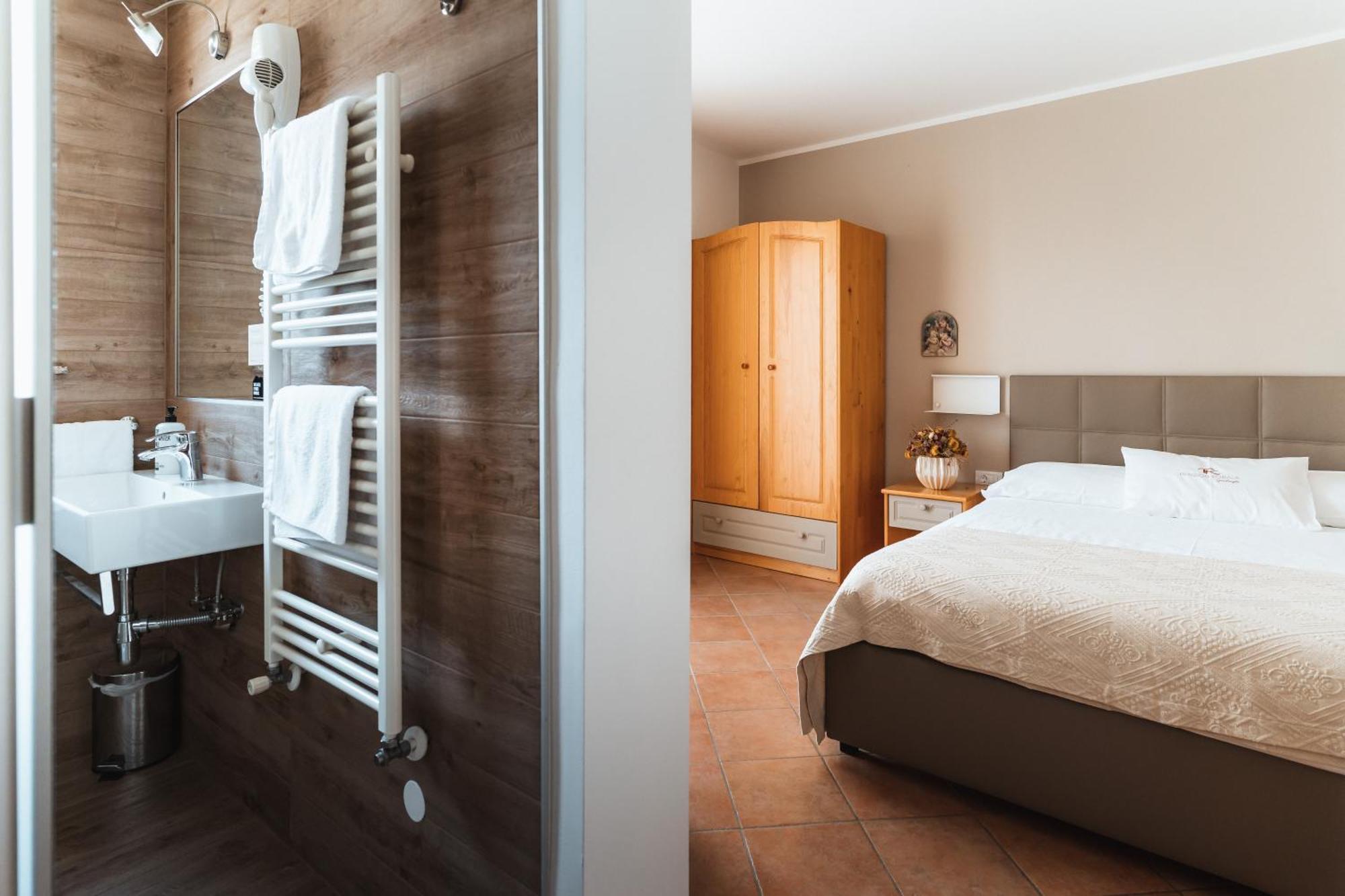 Hotel Penzion Kobala Tolmin Kültér fotó