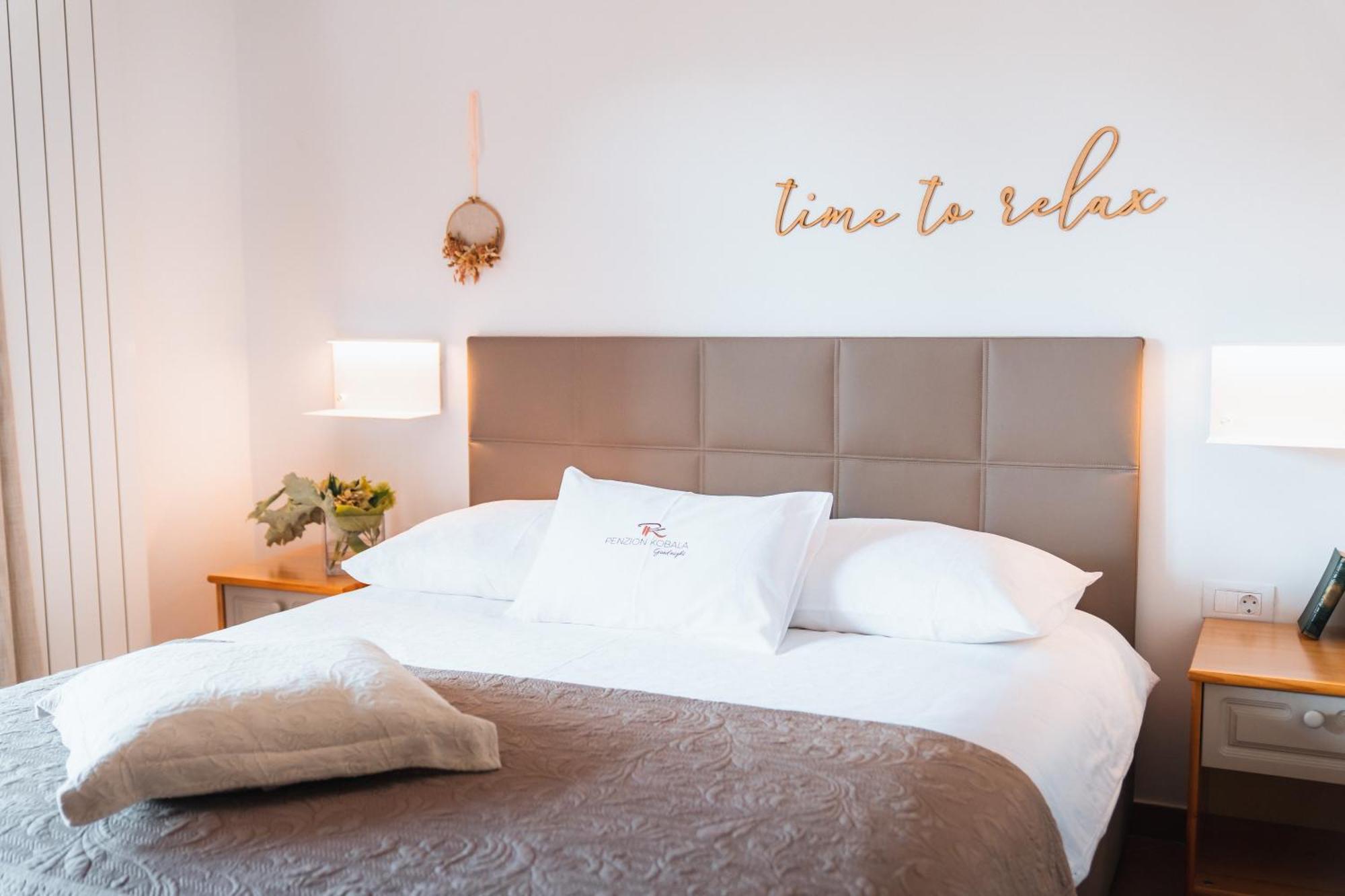 Hotel Penzion Kobala Tolmin Kültér fotó