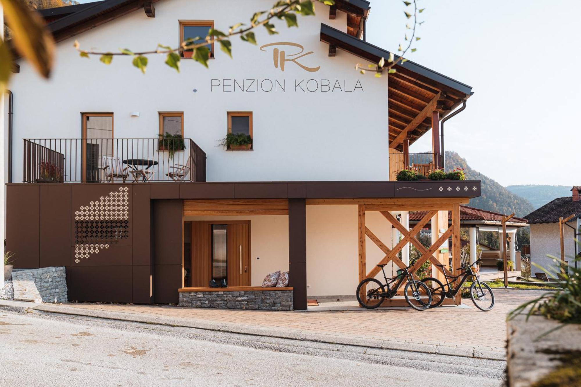 Hotel Penzion Kobala Tolmin Kültér fotó