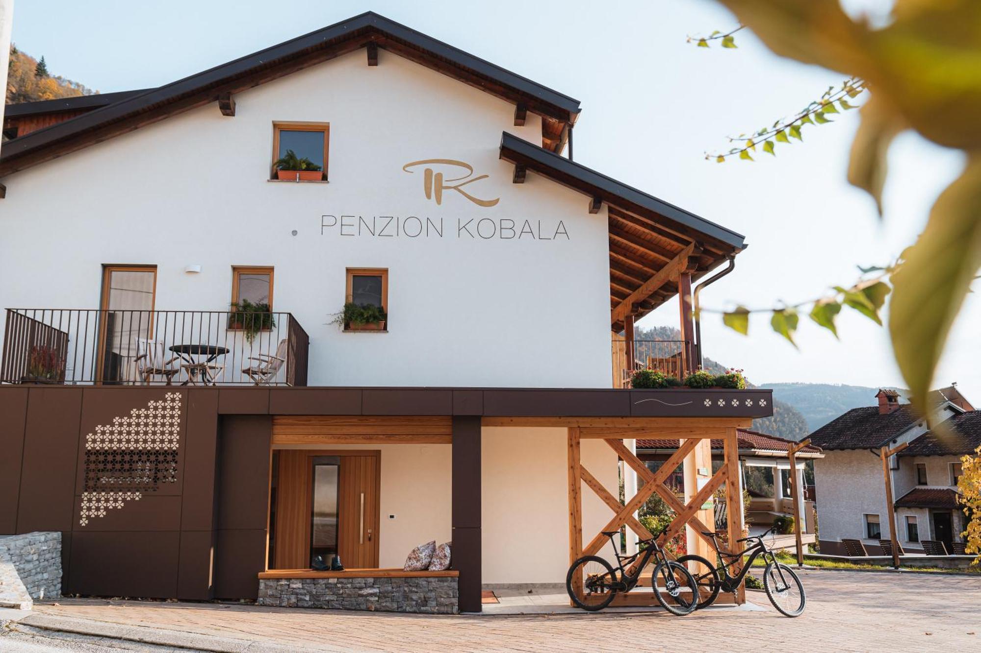 Hotel Penzion Kobala Tolmin Kültér fotó