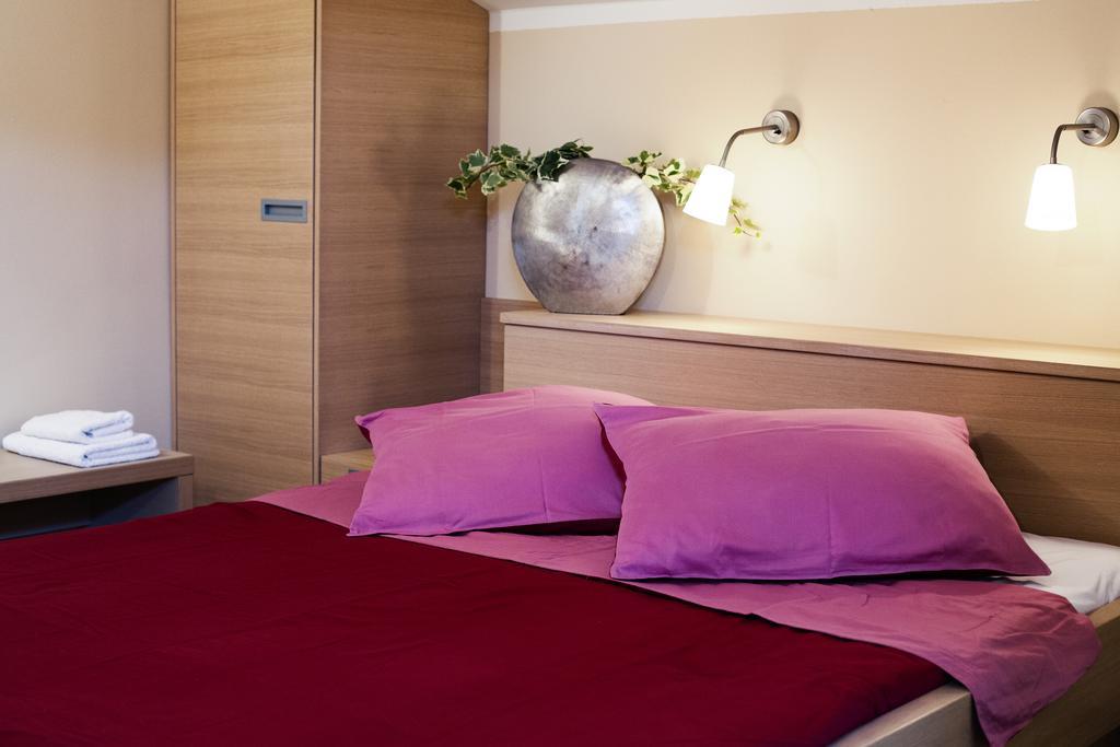 Hotel Penzion Kobala Tolmin Szoba fotó