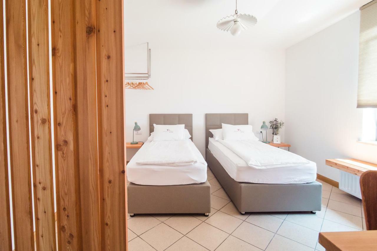 Hotel Penzion Kobala Tolmin Kültér fotó